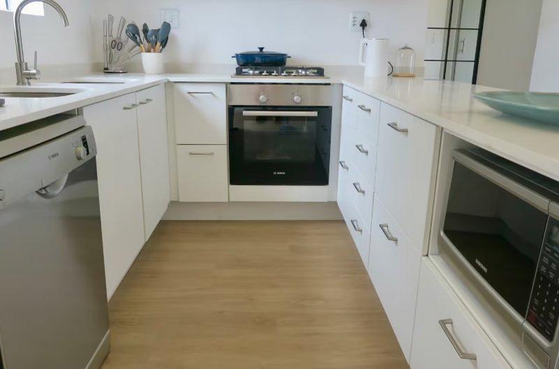 To Let 2 Bedroom Property for Rent in Goose Valley Western Cape